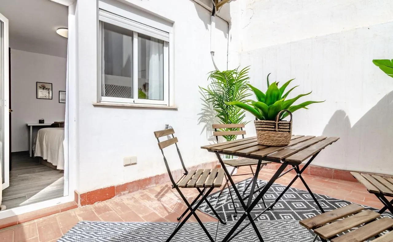 Wintowinrentals Your Home Steps From The Center Málaga Lägenhet